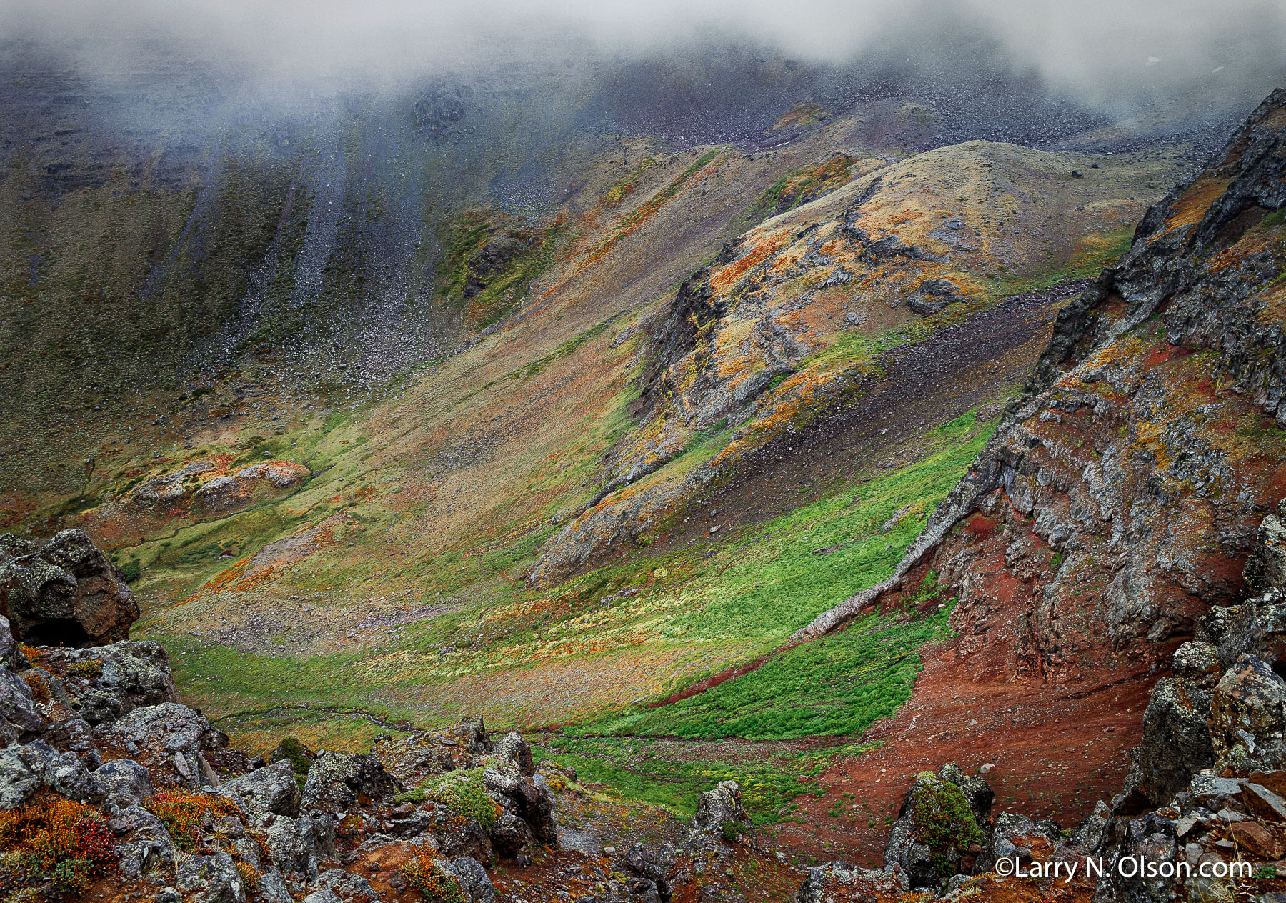 Kiger Gorge, Steens Mountain, OR | A glacial cirque full of colorful autum alpine plants and volcanic cinders.