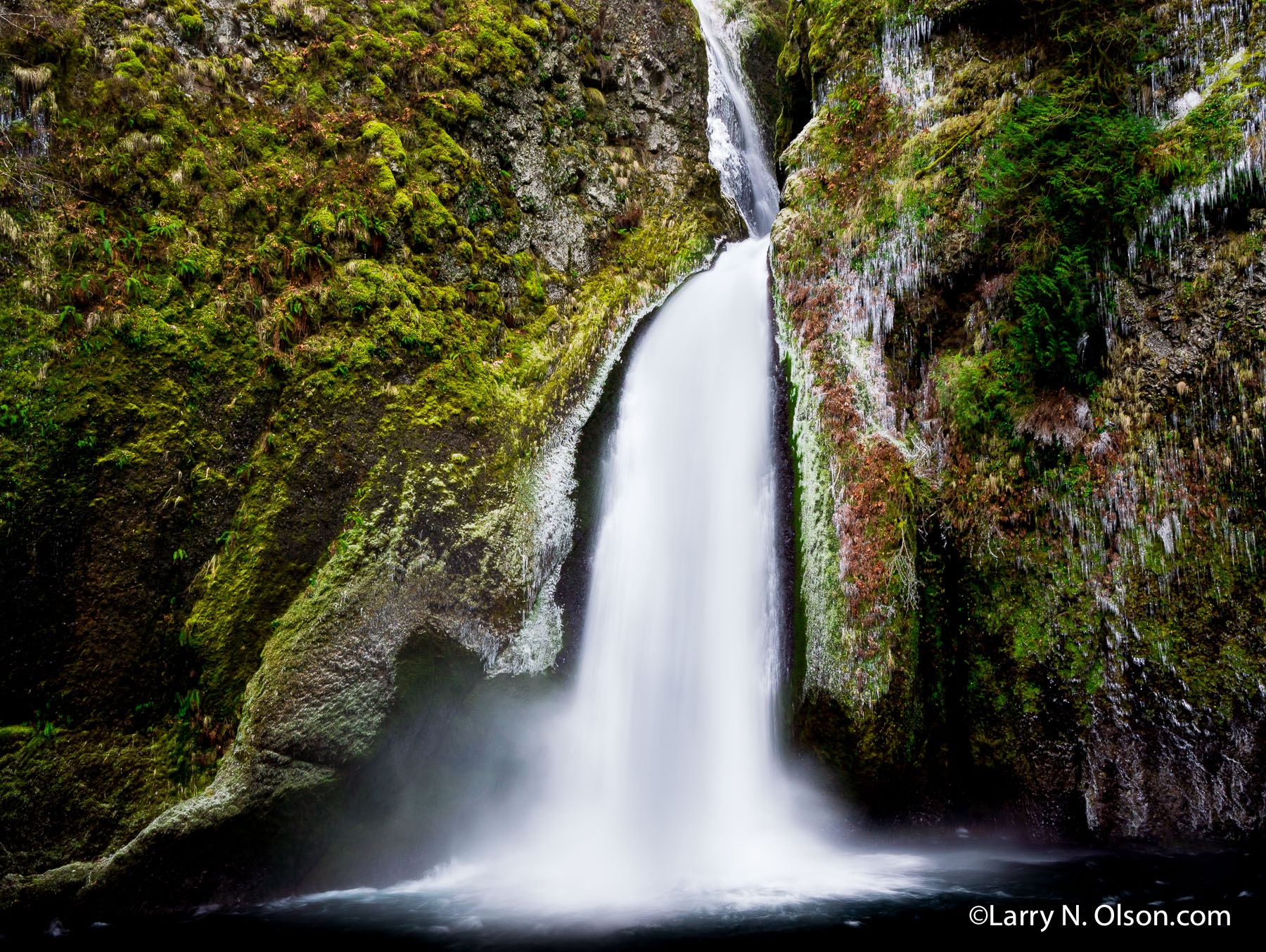 Tanner Creek, Columbia Gorge, OR | Wachella Falls in the Columbia Gorge.