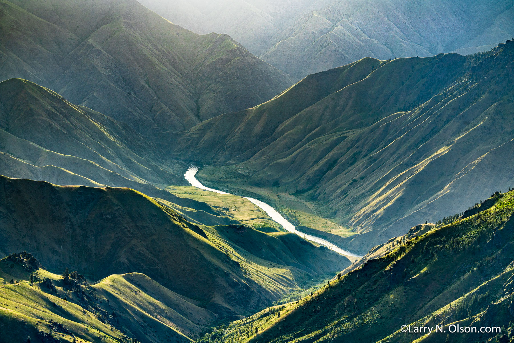 Hat Point, Hells Canyon National Recreation Area, Oregon | Mid morning light in Hells Canyon National Recreation Area.