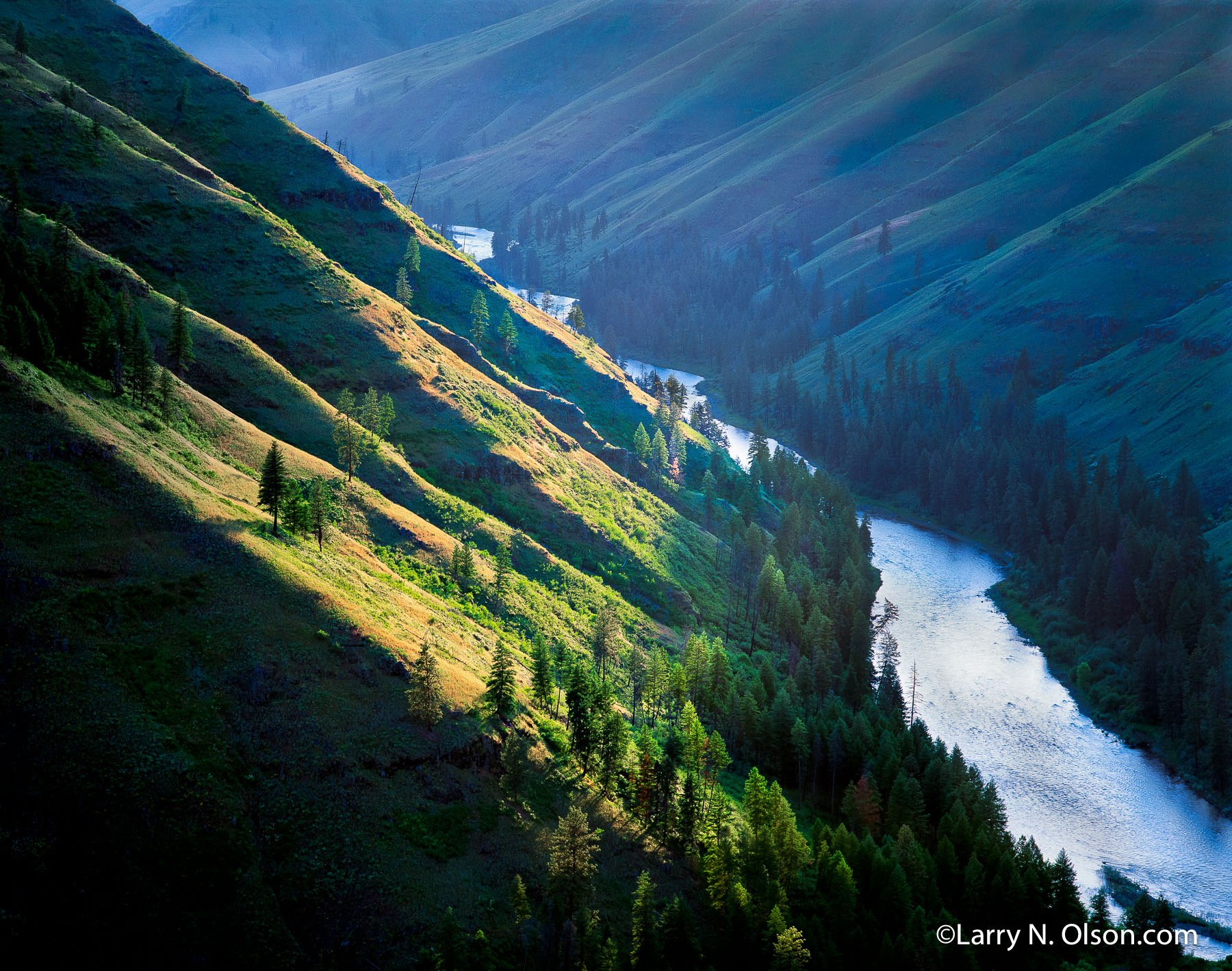 Grande Ronde River, OR | The last rays of the sun highlight subridges of the Grande Ronde River valley.