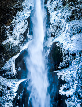 Ice and Multnomah Falls, Columbia River Gorge, OR | Frozen ice forms abstract patterns at Multnomah Falls.
